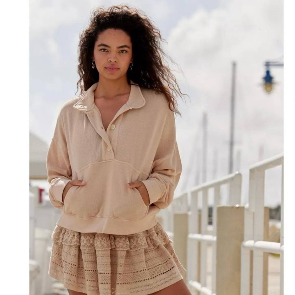 Aerie | Button Mock Neck Cropped Sweatshirt
